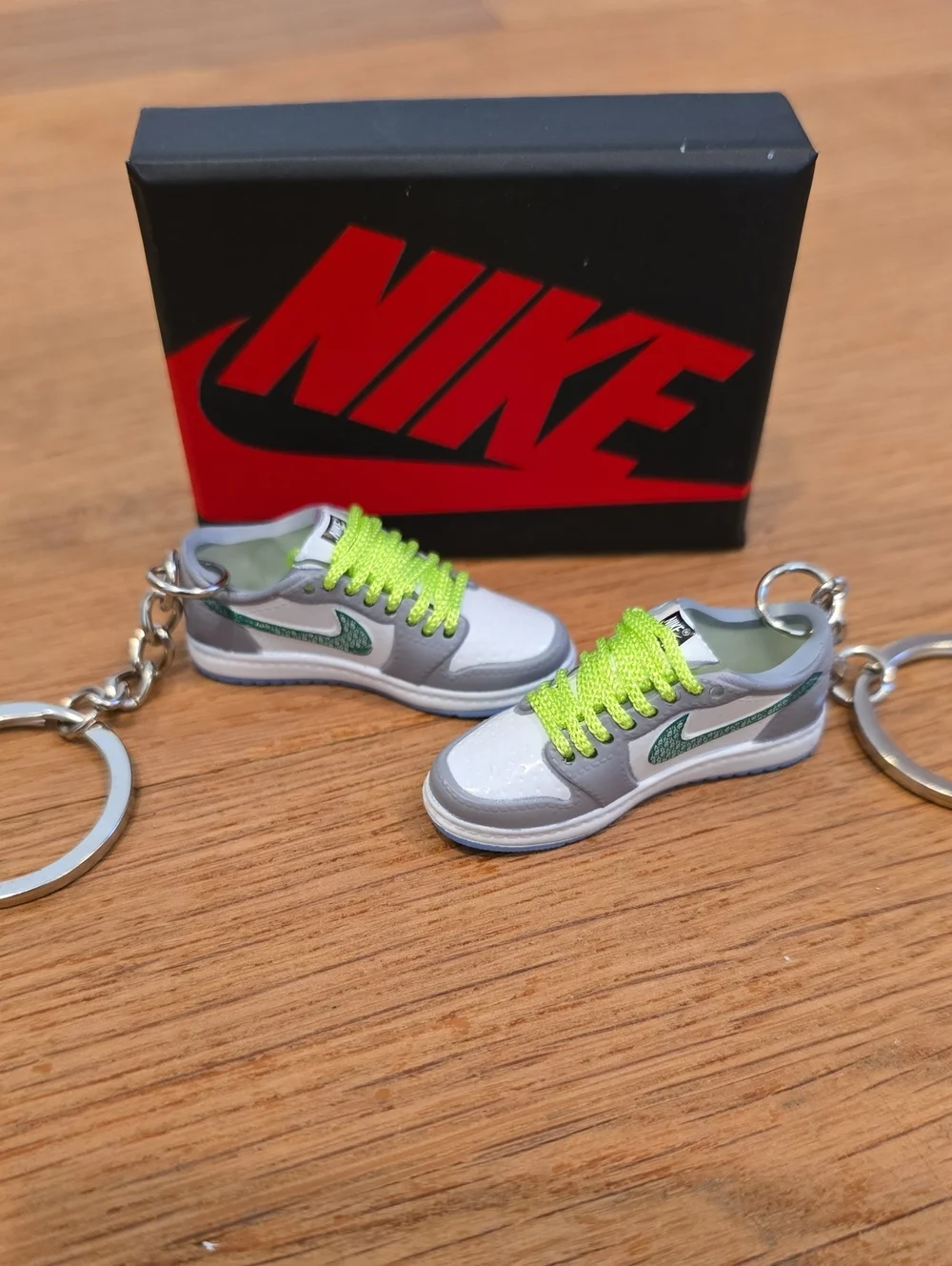 Nike/Dior Keychain Set/Box